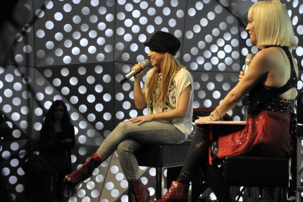 shakira-live@rds-she-wolf-_dsc5014_largest