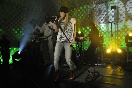 shakira-live@rds-she-wolf-_dsc5111_largest